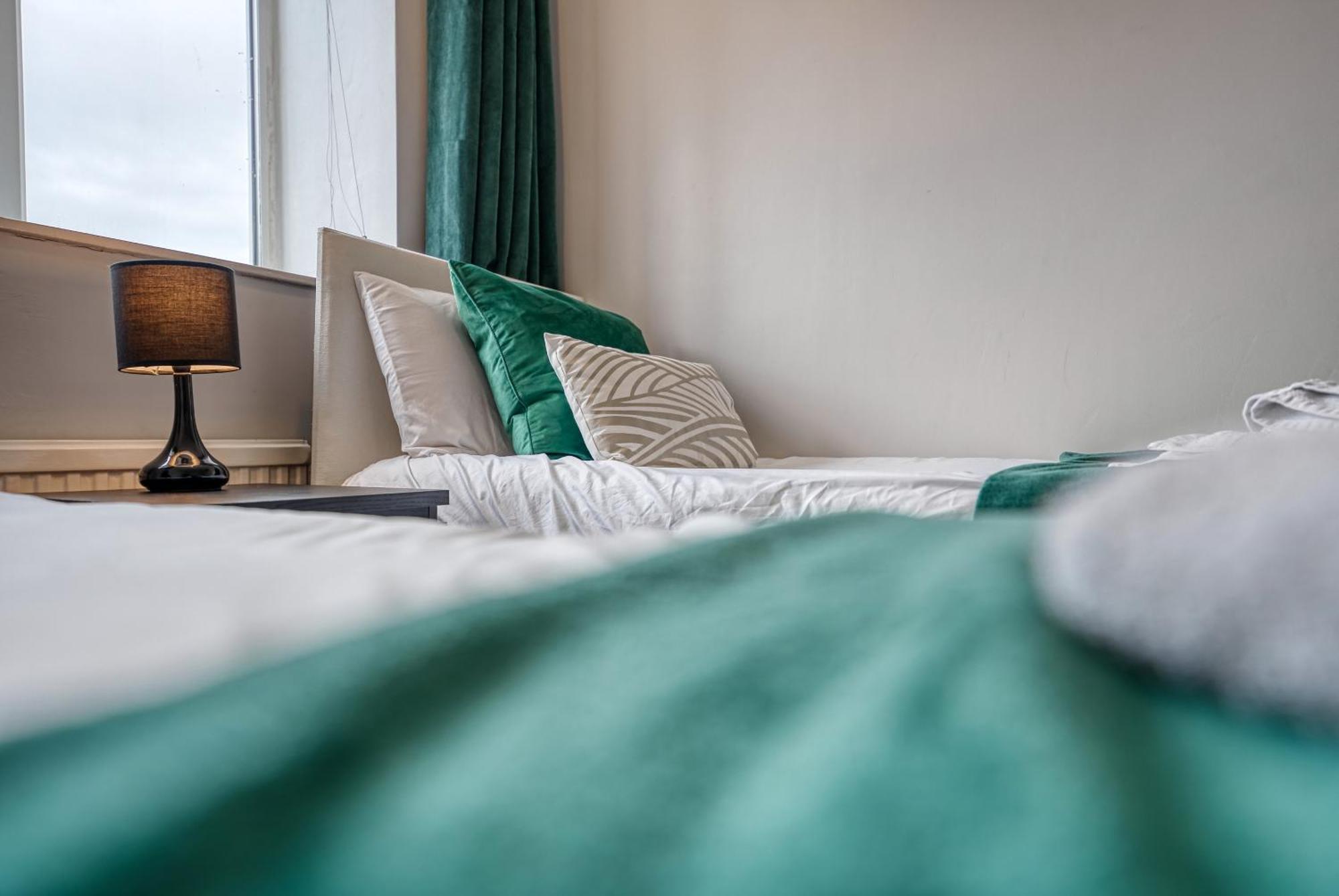 Capri 13 Sa - 3 Bed House, Close To Loughborough University & M1 Motorway, Free Wifi, Big Garden, Ample Parking- Ask For Contractor Rates! Εξωτερικό φωτογραφία