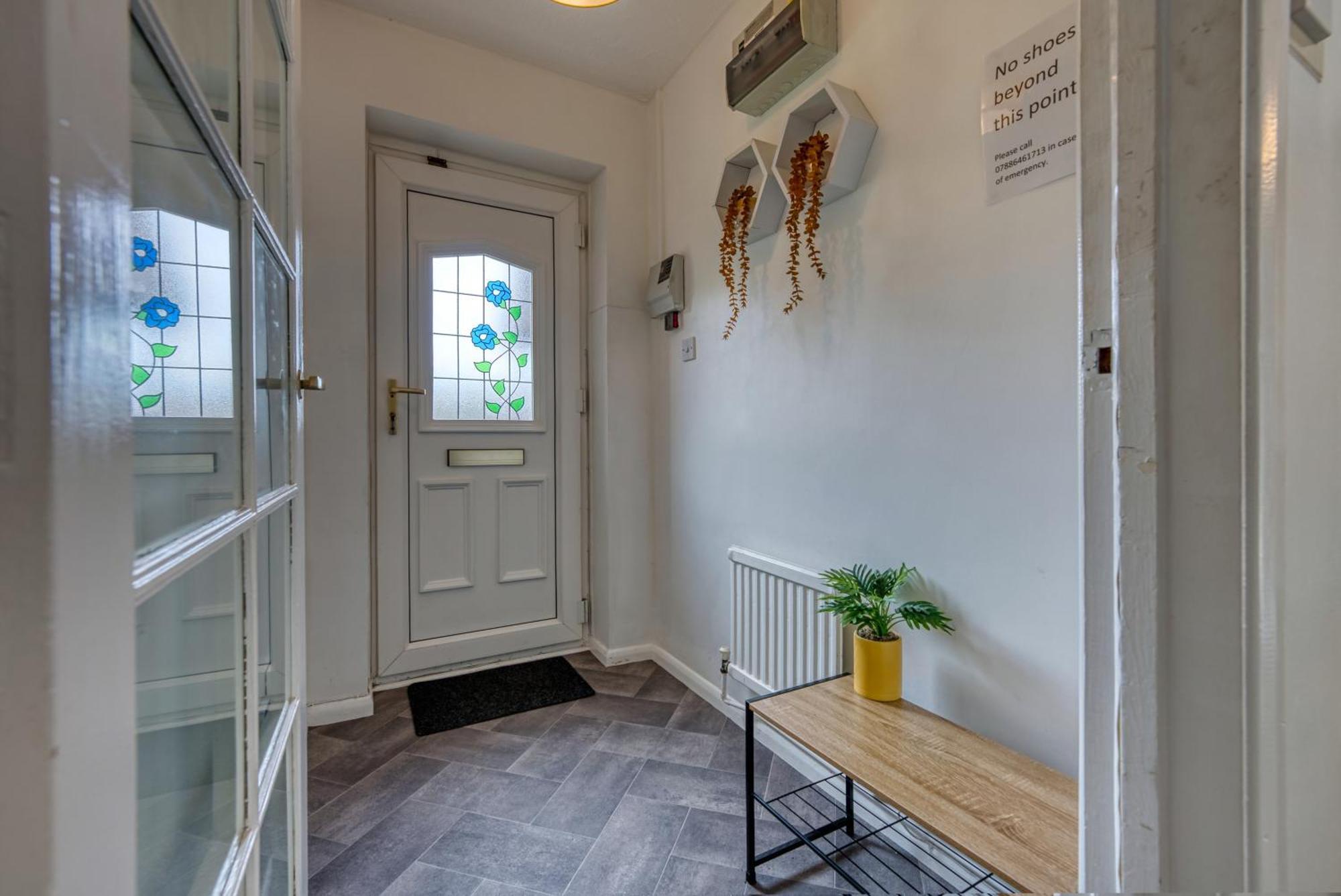 Capri 13 Sa - 3 Bed House, Close To Loughborough University & M1 Motorway, Free Wifi, Big Garden, Ample Parking- Ask For Contractor Rates! Εξωτερικό φωτογραφία