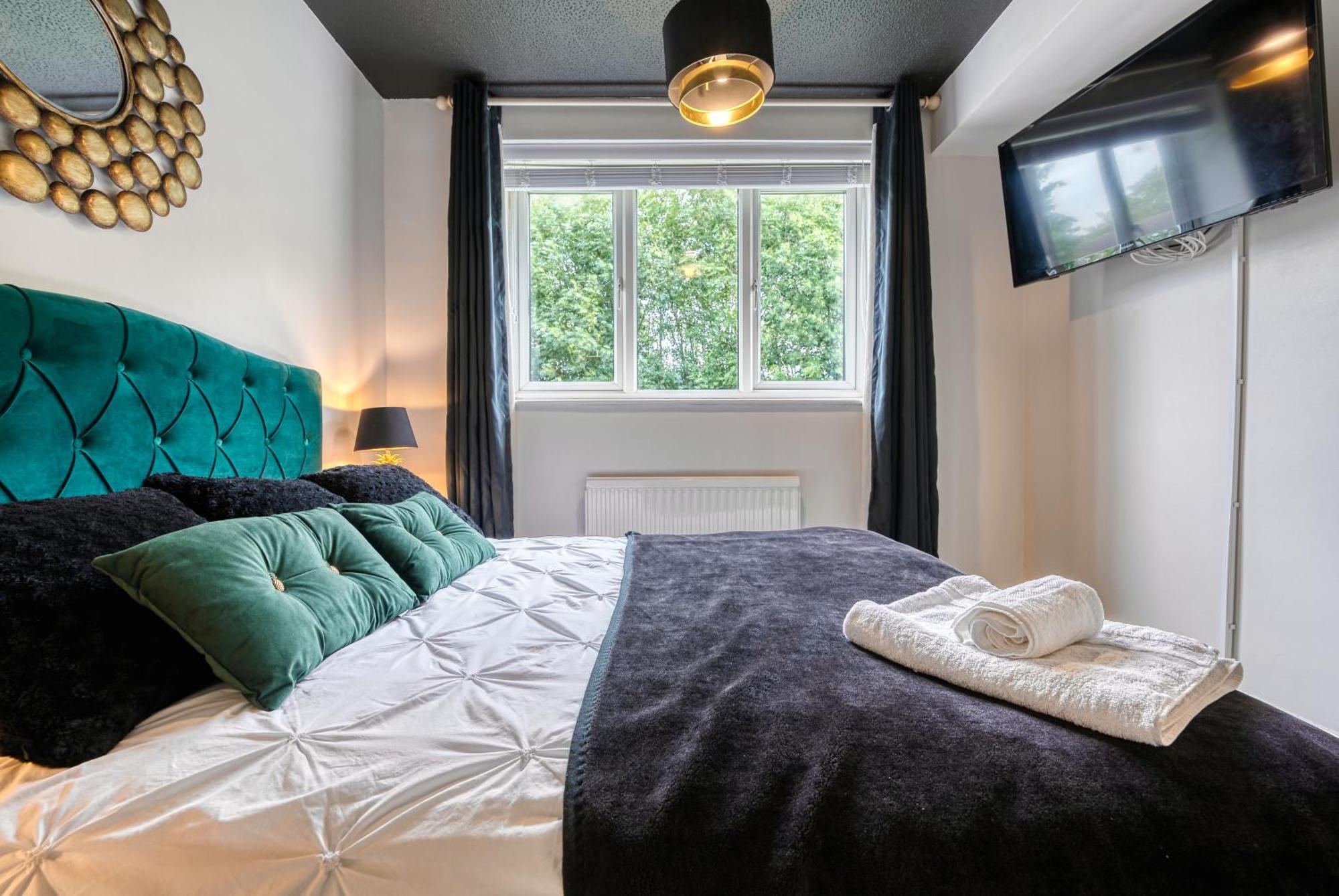 Capri 13 Sa - 3 Bed House, Close To Loughborough University & M1 Motorway, Free Wifi, Big Garden, Ample Parking- Ask For Contractor Rates! Εξωτερικό φωτογραφία