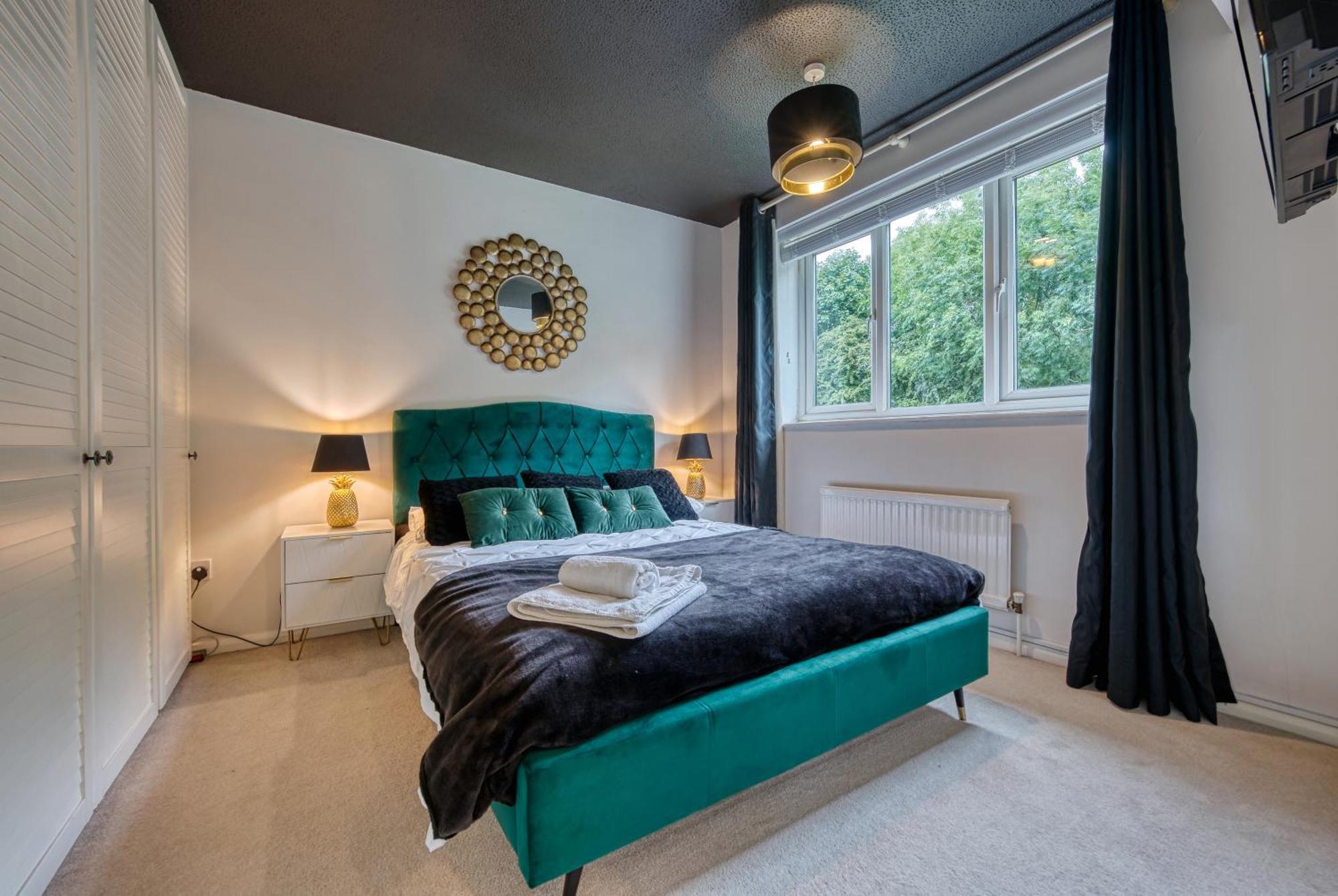 Capri 13 Sa - 3 Bed House, Close To Loughborough University & M1 Motorway, Free Wifi, Big Garden, Ample Parking- Ask For Contractor Rates! Εξωτερικό φωτογραφία